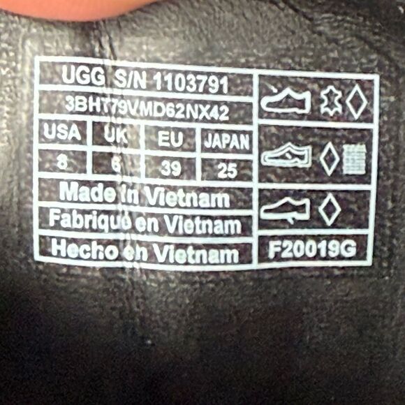 New In Box Ugg Redwood Ankle Boot Black Heeled Size 8 Suede Lace Up Waterproof - Picture 4 of 10